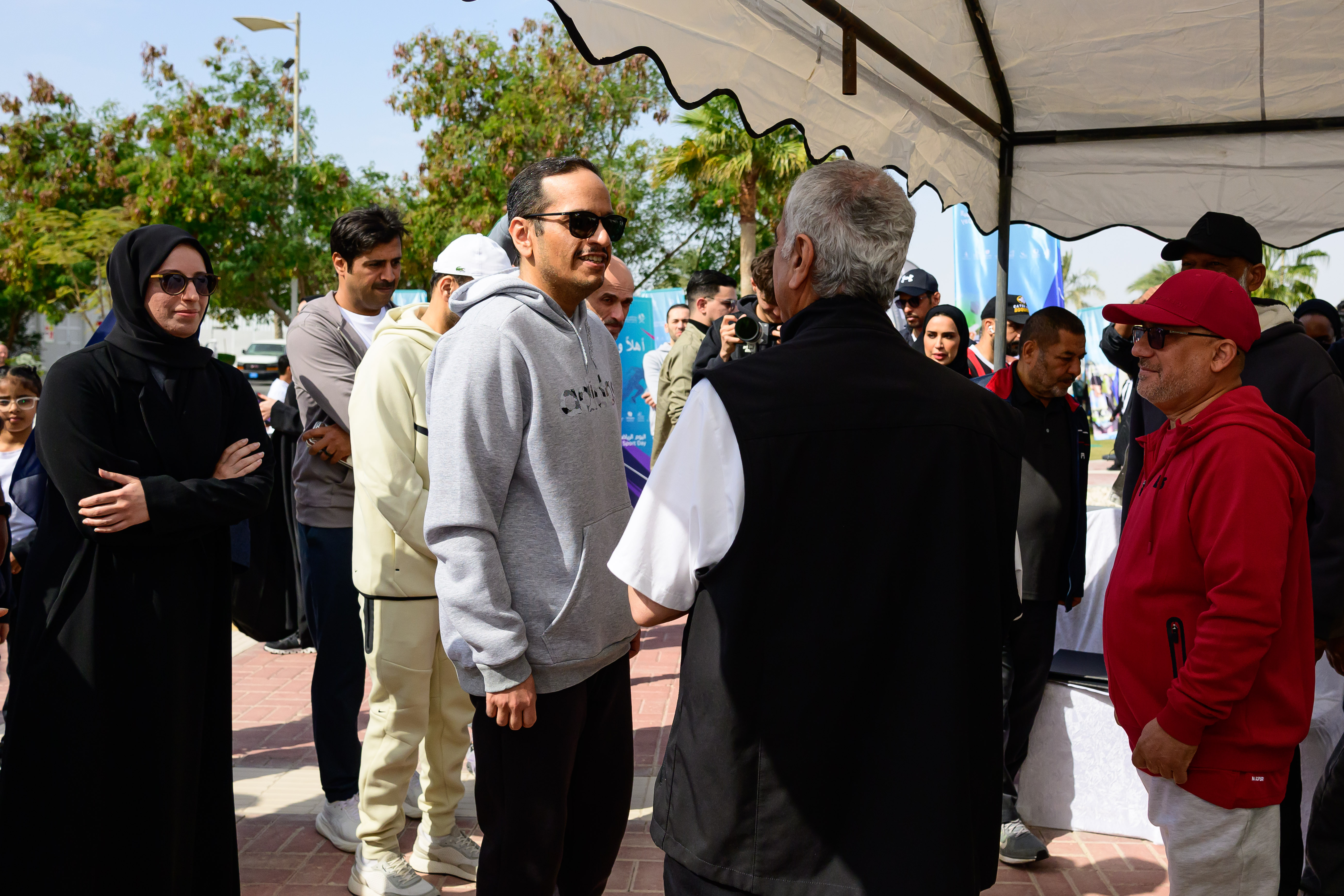 معالي رئيس مجلس الوزراء يُشارك سعادة وزير التنمية الاجتماعية والأسرة في فعاليات اليوم الرياضي للدولة 2025