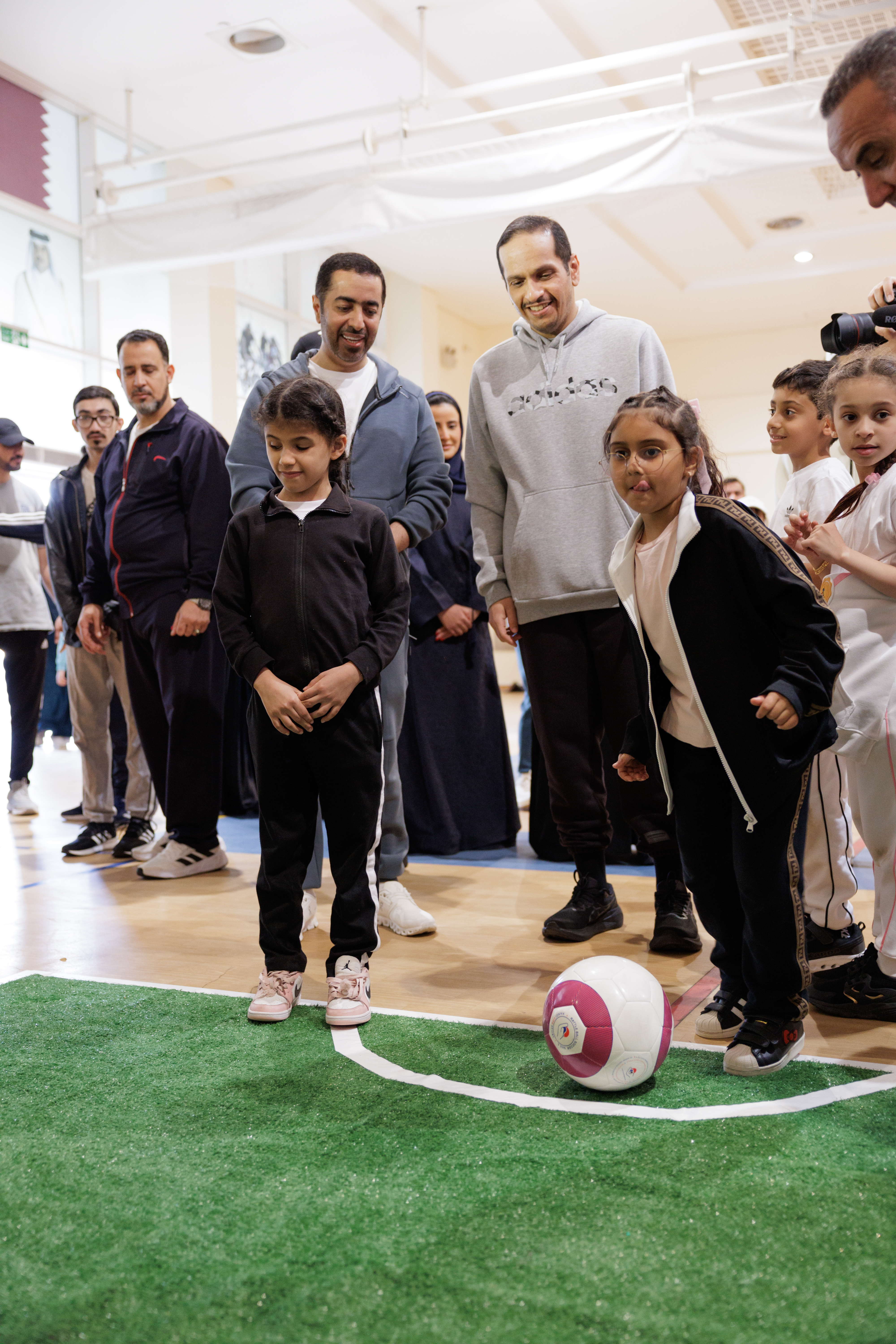 معالي رئيس مجلس الوزراء يُشارك سعادة وزير التنمية الاجتماعية والأسرة في فعاليات اليوم الرياضي للدولة 2025