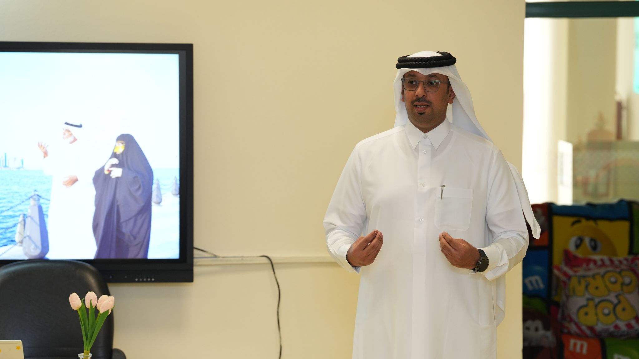 المؤسسة القطرية للعمل الاجتماعي تقدم عرضا تعريفيا لموظفي مؤسسة التعليم فوق الجميع